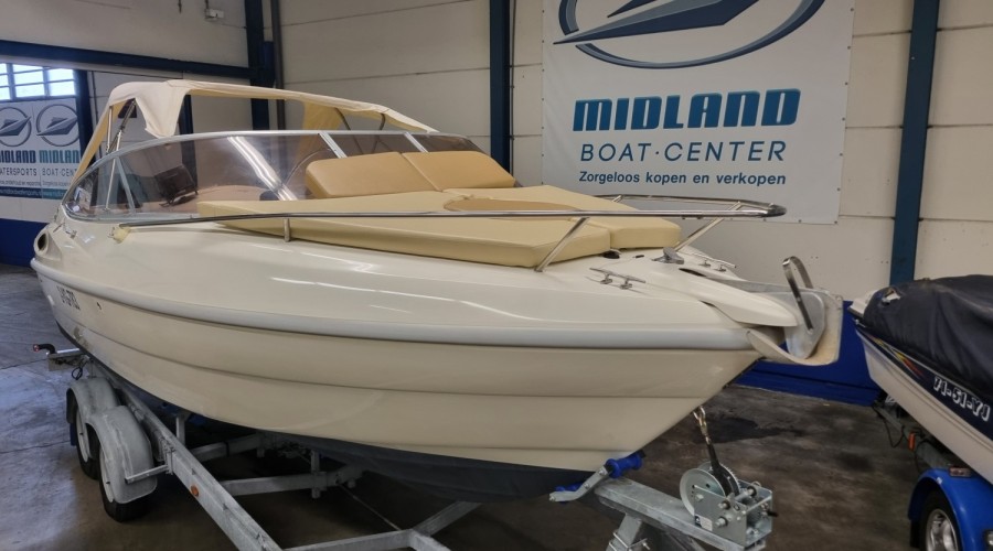 2004 Cranchi, Import Auf Lager in der EU — Foto 4 z 19