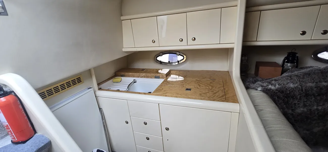 1995 Sunseeker, Import Auf Lager in der EU — Foto 13 z 19