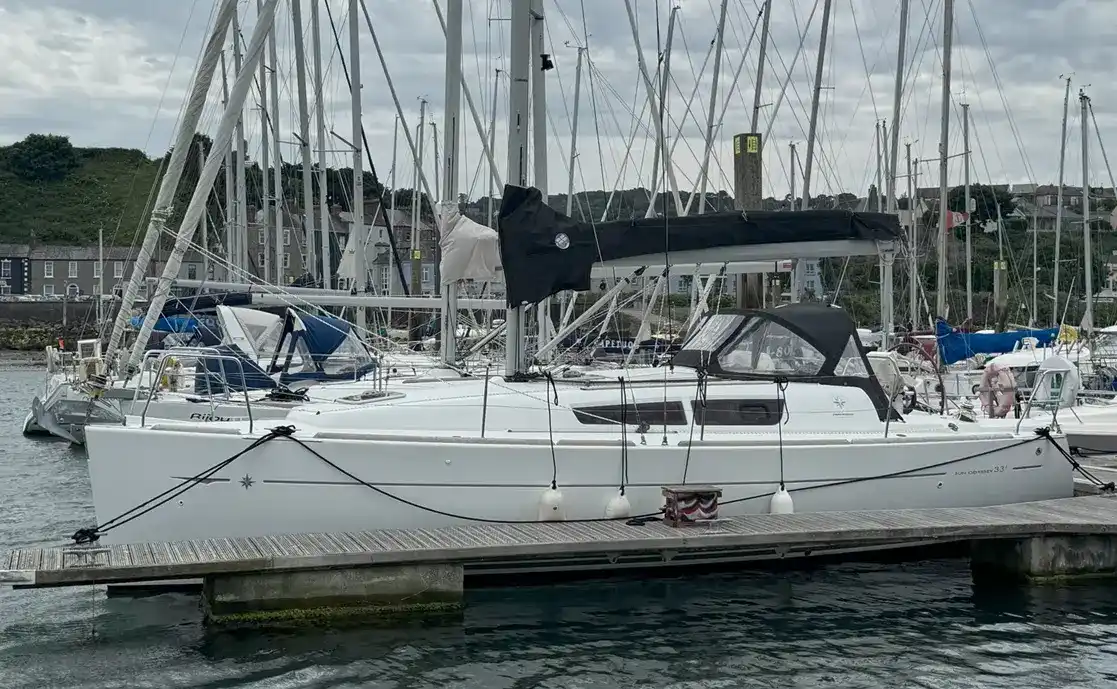 2011 Jeanneau, Import Auf Lager in der EU — Foto 1