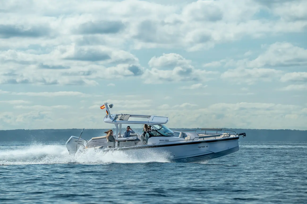 2026 Axopar, Import Auf Lager in der EU — Foto 1