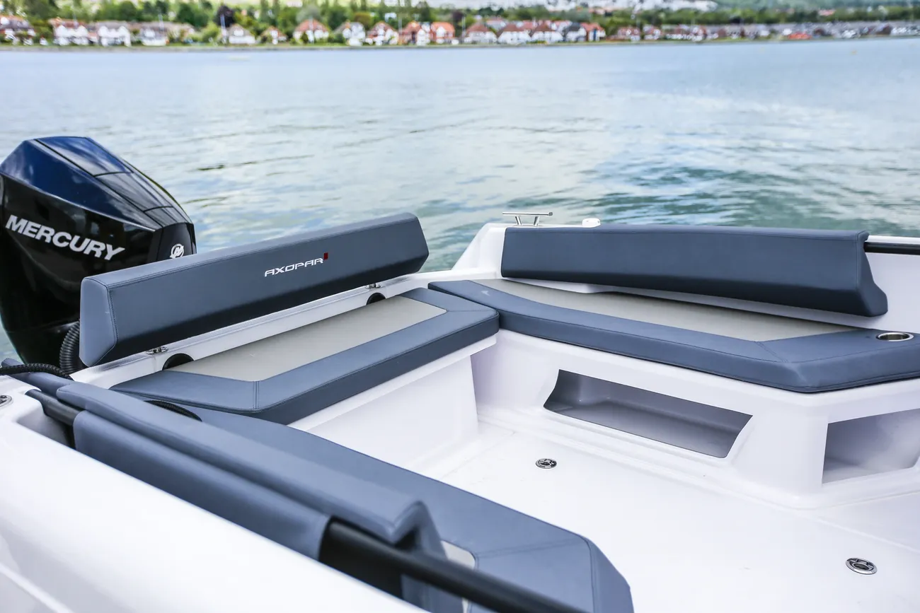 2026 Axopar, Import Auf Lager in der EU — Foto 5 z 10