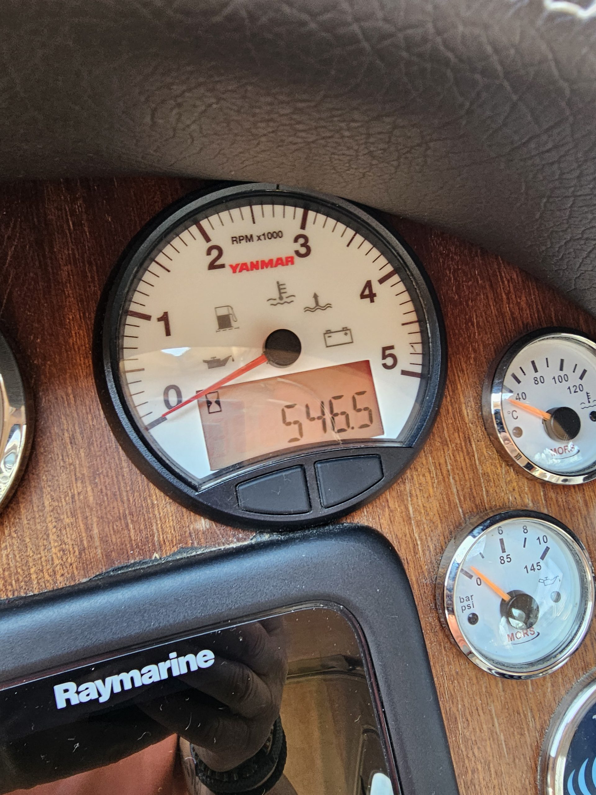 2019 31 Bosphorus, Import Auf Lager in der EU — Foto 10 z 20