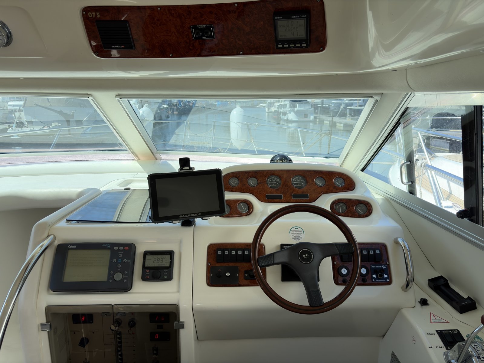 1998 Cranchi, Import Auf Lager in der EU — Foto 16 z 20