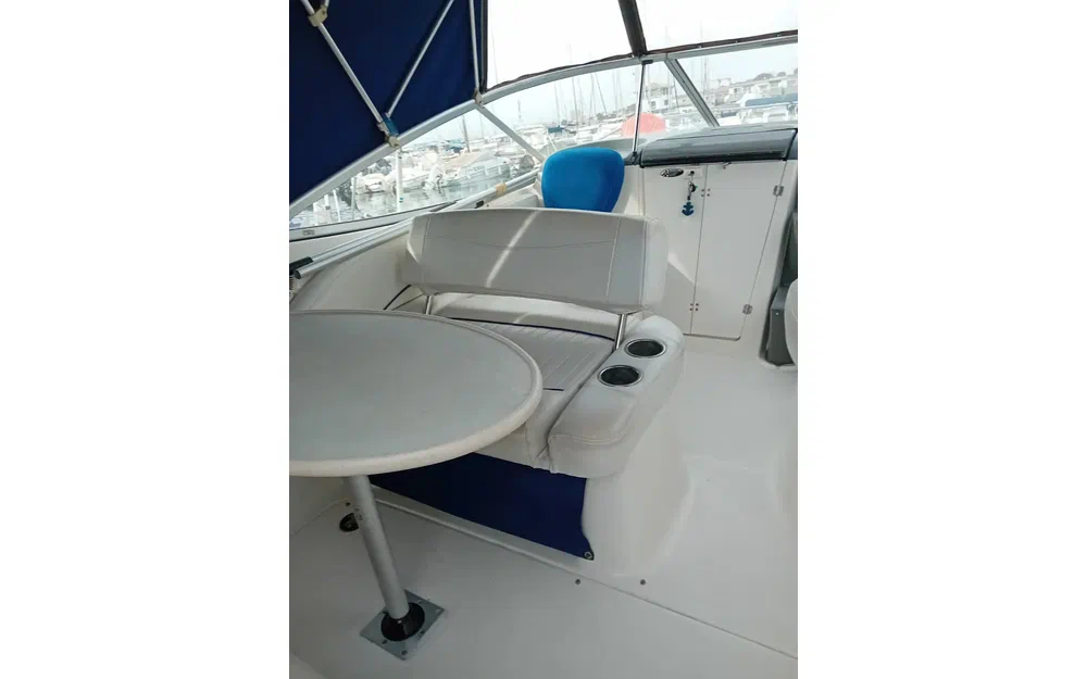 2004 Bayliner, Import Auf Lager in der EU — Foto 13 z 20