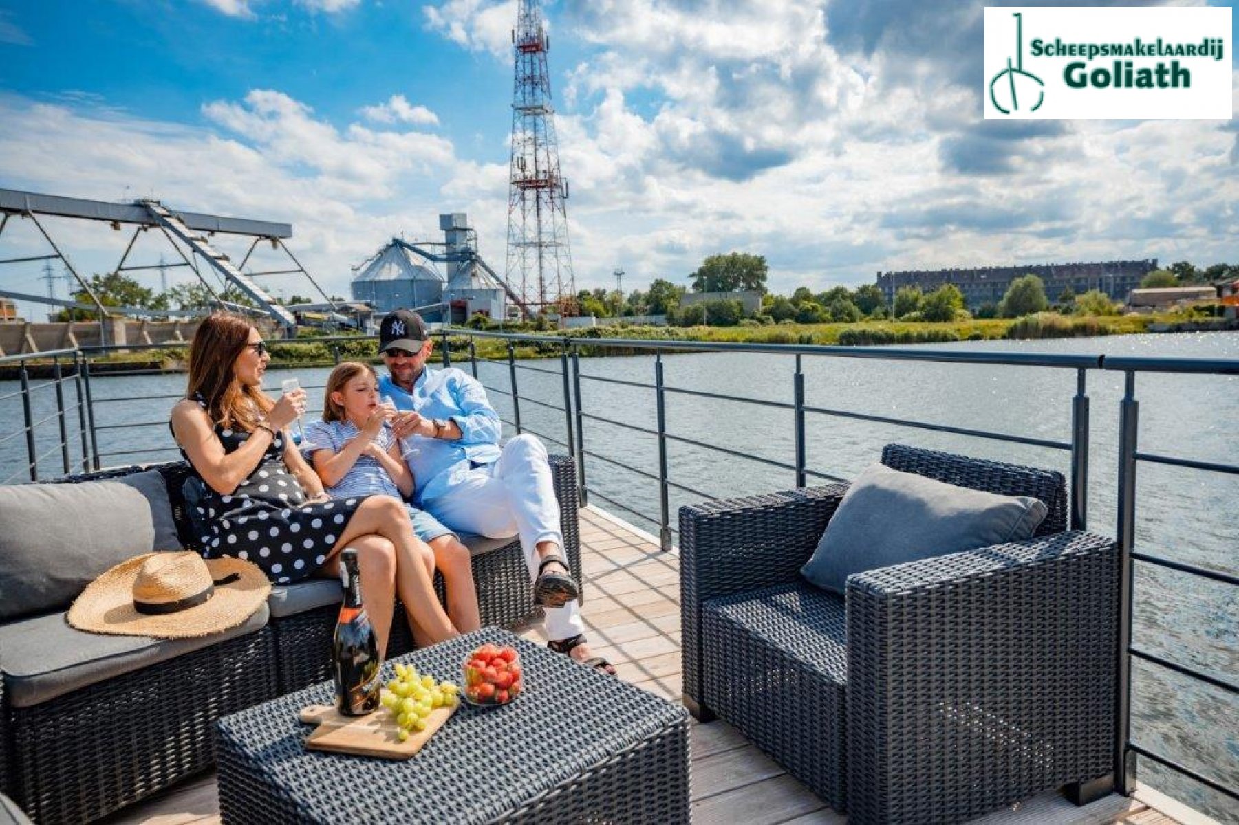 Shogun Mobile Houseboat, Import Auf Lager in der EU — Foto 16 z 20