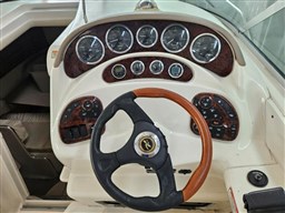 2002 Sea Ray, Import Auf Lager in der EU — Foto 4 z 20