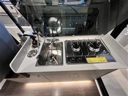 Bénéteau, Import Auf Lager in der EU — Foto 11 z 20