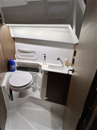 Bénéteau, Import Auf Lager in der EU — Foto 16 z 20