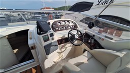 2005 Cranchi, Import Auf Lager in der EU — Foto 11 z 20