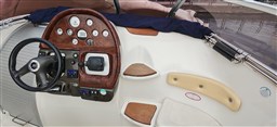 2005 Cranchi, Import Auf Lager in der EU — Foto 6 z 20