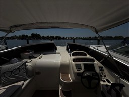 2004 Cranchi, Import Auf Lager in der EU — Foto 4 z 20