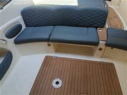 2001 Cranchi, Import Auf Lager in der EU — Foto 7 z 20