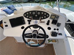 2000 40 Flybridge, Import Auf Lager in der EU — Foto 5 z 20