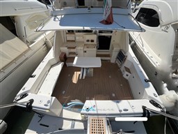 2000 40 Flybridge, Import Auf Lager in der EU — Foto 9 z 20