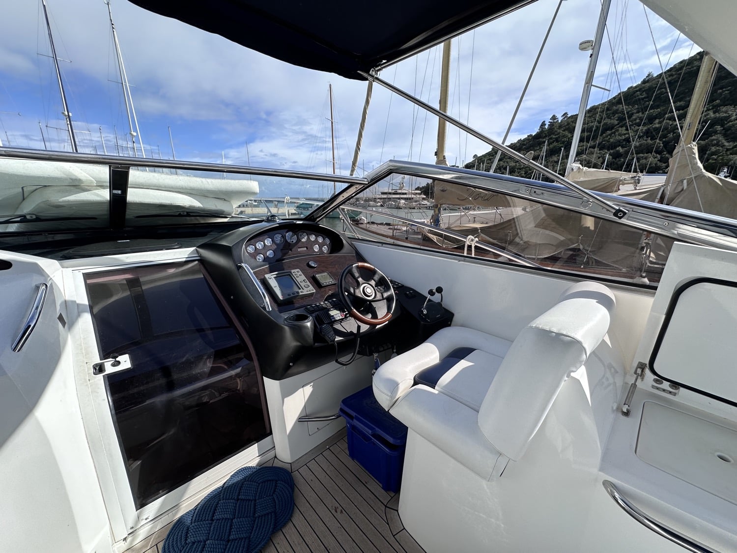 2003 Sunseeker, Import Auf Lager in der EU — Foto 6 z 20