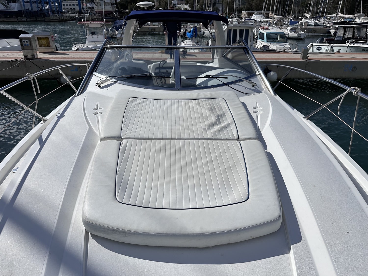 2003 Sunseeker, Import Auf Lager in der EU — Foto 9 z 20