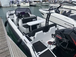 2023, Import Auf Lager in der EU — Foto 10 z 20