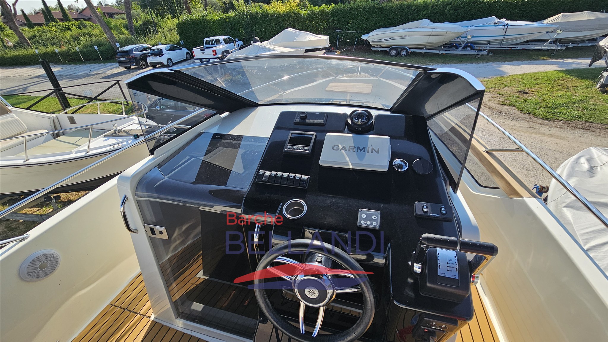 2025, Import Auf Lager in der EU — Foto 13 z 20