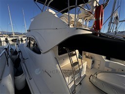 Riviera Marine 40 Fly (2001) In vendita, Import Auf Lager in der EU — Foto 4 z 20