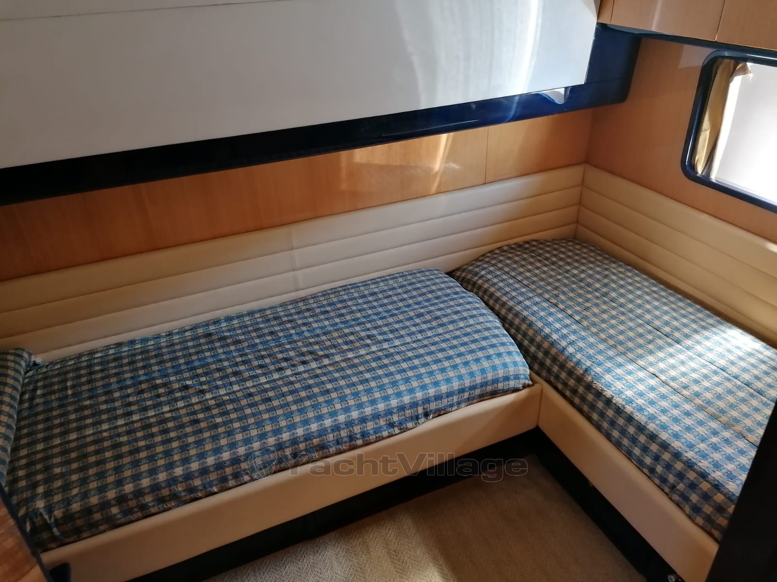 2004, Import Auf Lager in der EU — Foto 16 z 20