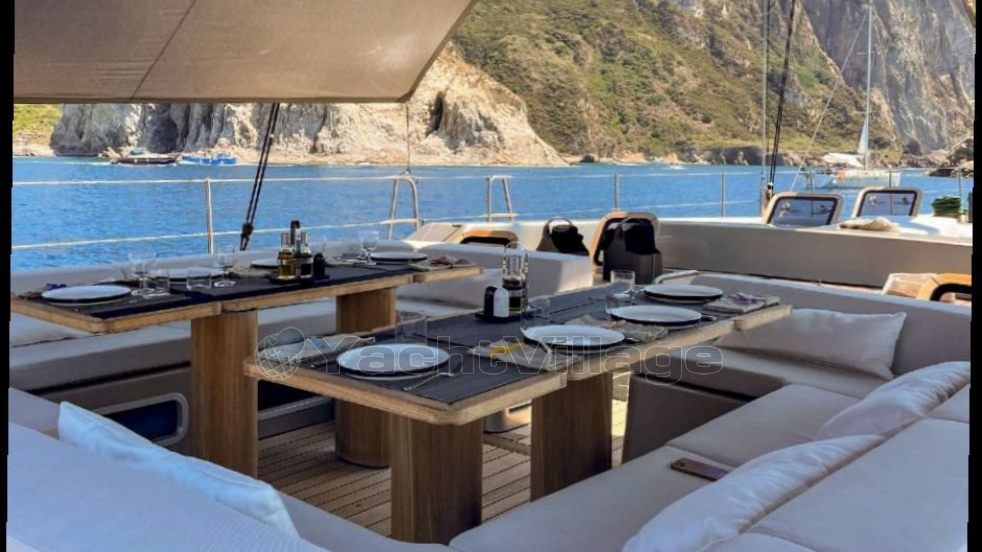Location Wally Yachts Wally 100 Running On Faith (2002) En charter, Import Auf Lager in der EU — Foto 6 z 20