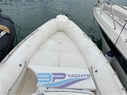 2011, Import Auf Lager in der EU — Foto 6 z 17