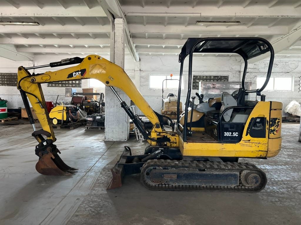 2012 Cat 302.5 C, 3.200 mth, Import Auf Lager in der EU — Foto 2 z 12