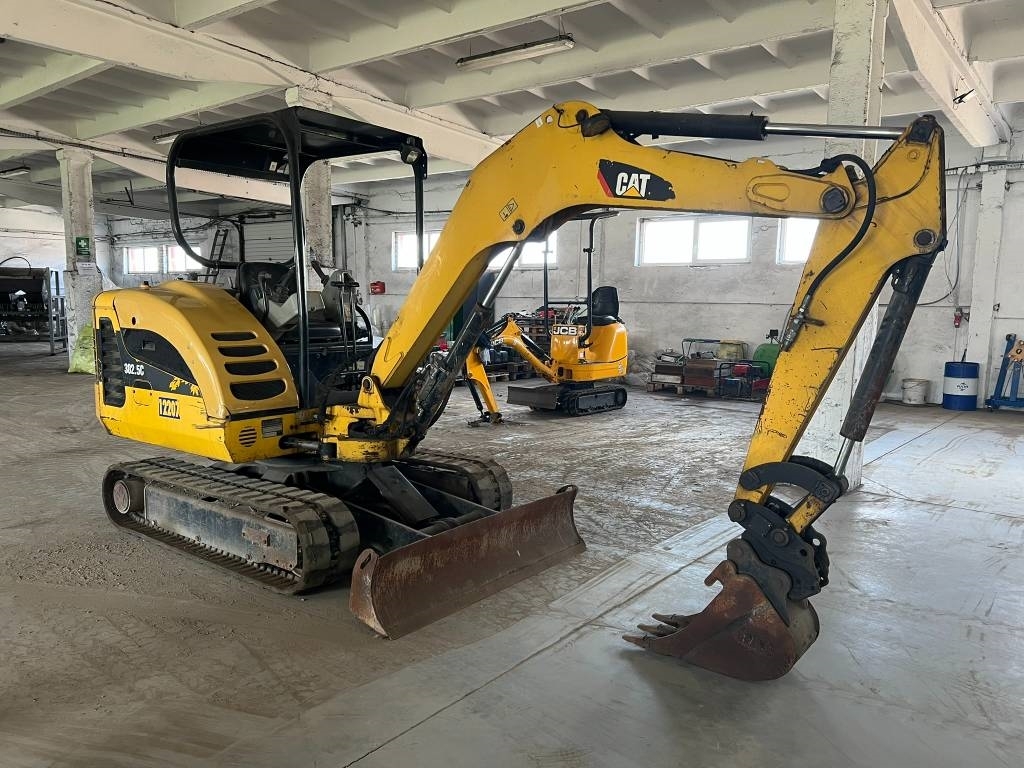 2012 Cat 302.5 C, 3.200 mth, Import Auf Lager in der EU — Foto 7 z 12