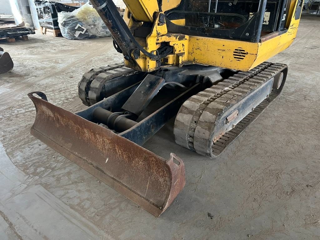 2012 Cat 302.5 C, 3.200 mth, Import Auf Lager in der EU — Foto 8 z 12