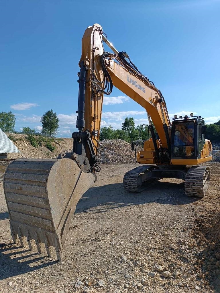 2021 LiuGong CLG 922 E, 2.700 mth, Import Auf Lager in der EU — Foto 1