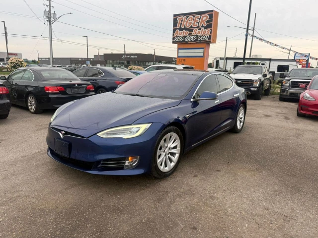 2020 Tesla Model S LONG RANGE, blau, 156.302 km, Import Kanada — Foto 1
