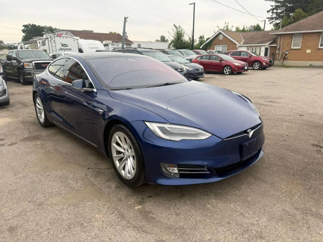 2020 Tesla Model S LONG RANGE, blau, 156.302 km, Import Kanada — Foto 7 z 13