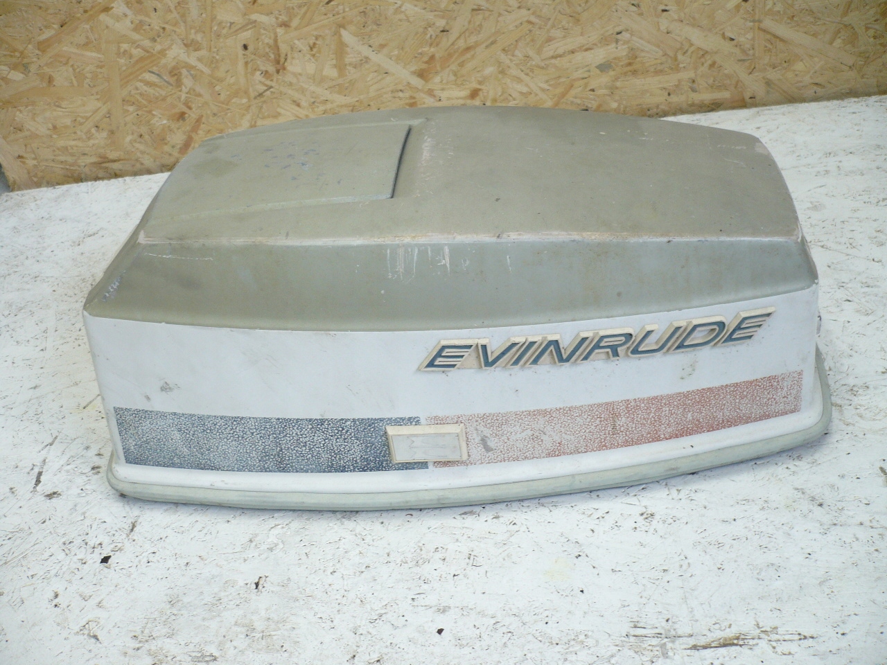 Czapa kryt na závěsného motoru Evinrude, Auf Lager in der EU — Foto 1