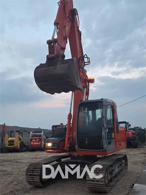 2006 Hitachi ZX130, 7.800 mth, Import Auf Lager in der EU — Foto 1 | AMECAR 2006 Hitachi ZX130, 7.800 mth, Import Auf Lager in der EU — Foto 1