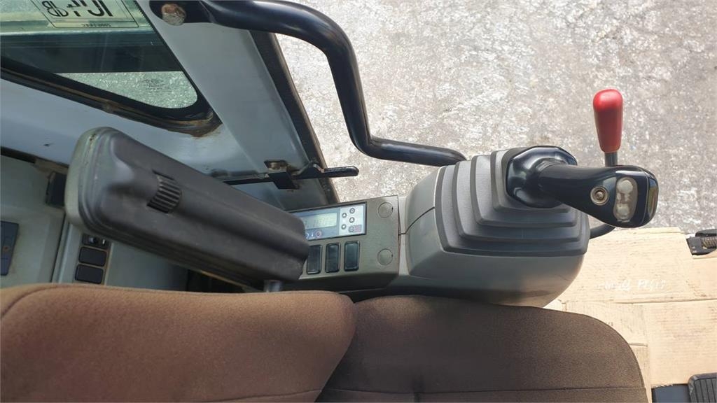 2006 New Holland E305, 8.541 mth, Import Auf Lager in der EU — Foto 8 z 13