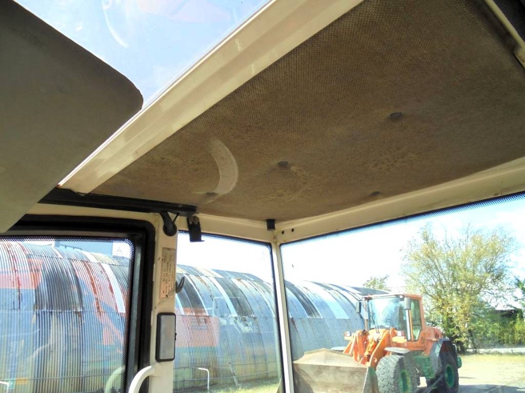 2005 Schaeff HR 18, 5.668 mth, Import Auf Lager in der EU — Foto 16 z 16