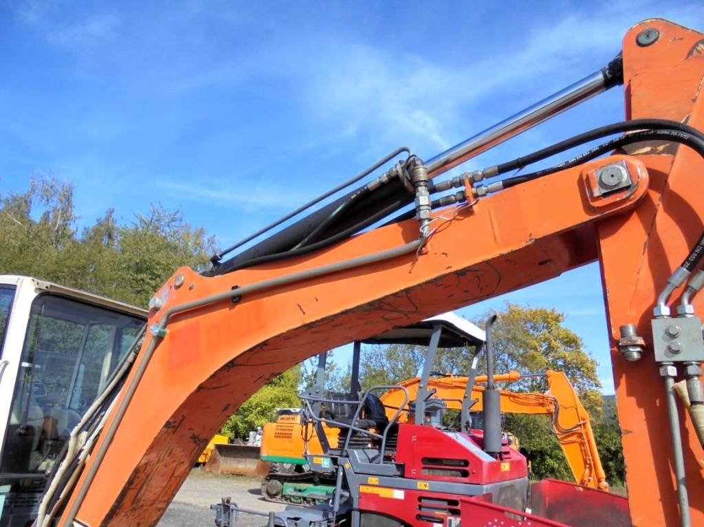 2005 Schaeff HR 18, 5.668 mth, Import Auf Lager in der EU — Foto 8 z 16