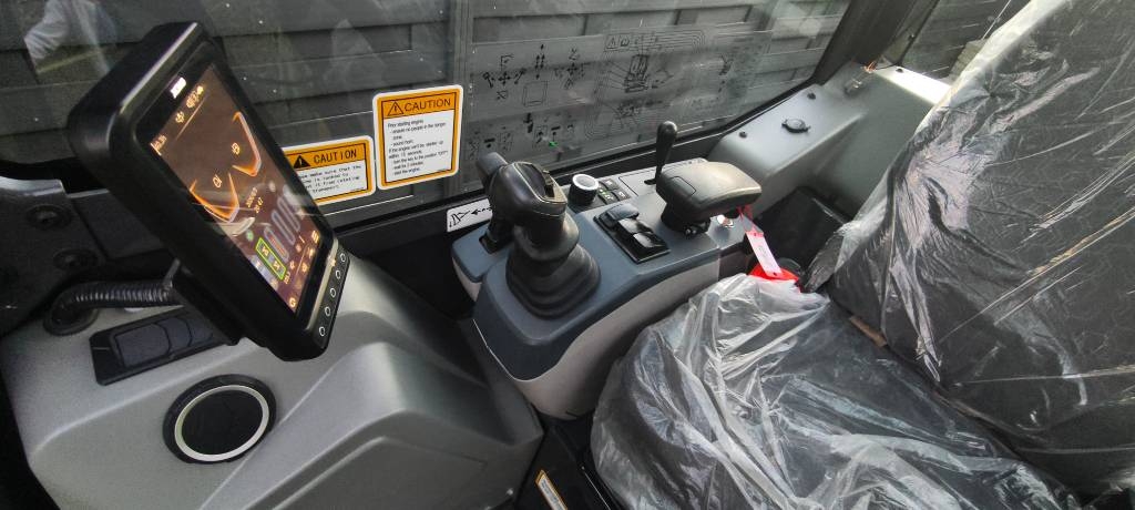 2025 XCMG XE 20 E PRO, 45 mth, Import Auf Lager in der EU — Foto 14 z 16