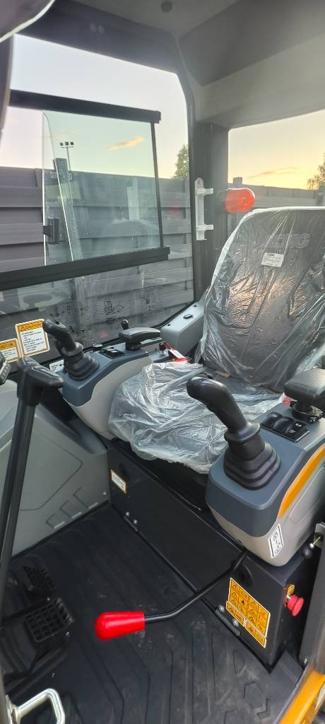 2025 XCMG XE 20 E PRO, 45 mth, Import Auf Lager in der EU — Foto 5 z 16