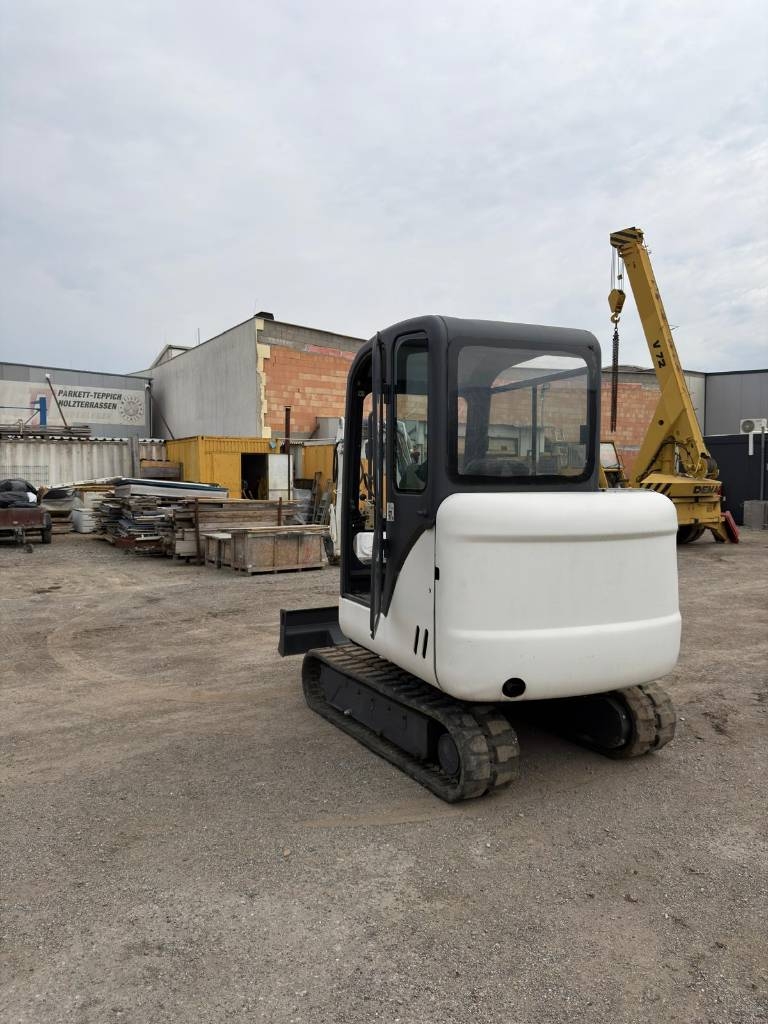2005 Bobcat 325 G, 4.679 mth, Import Auf Lager in der EU — Foto 5 z 16