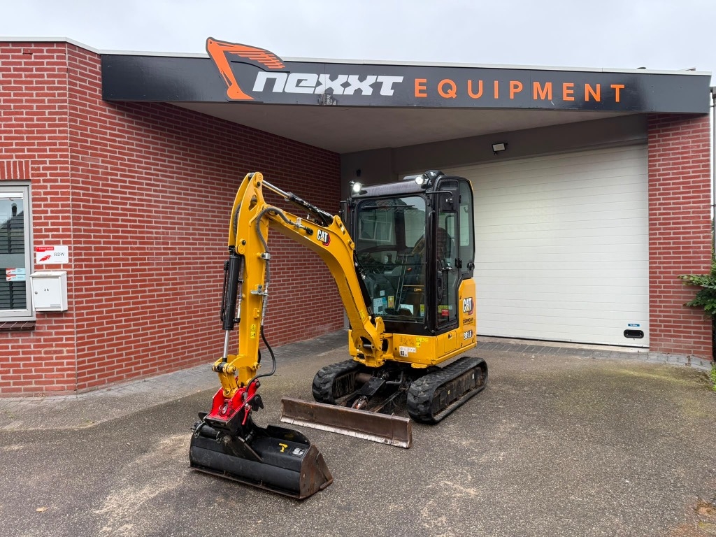 2021 Cat 301.8, 905 mth, Import Auf Lager in der EU — Foto 1