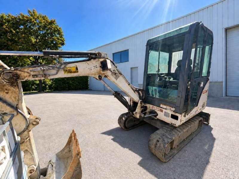 2001 Bobcat 328D, 6.700 mth, Import Auf Lager in der EU — Foto 2 z 10