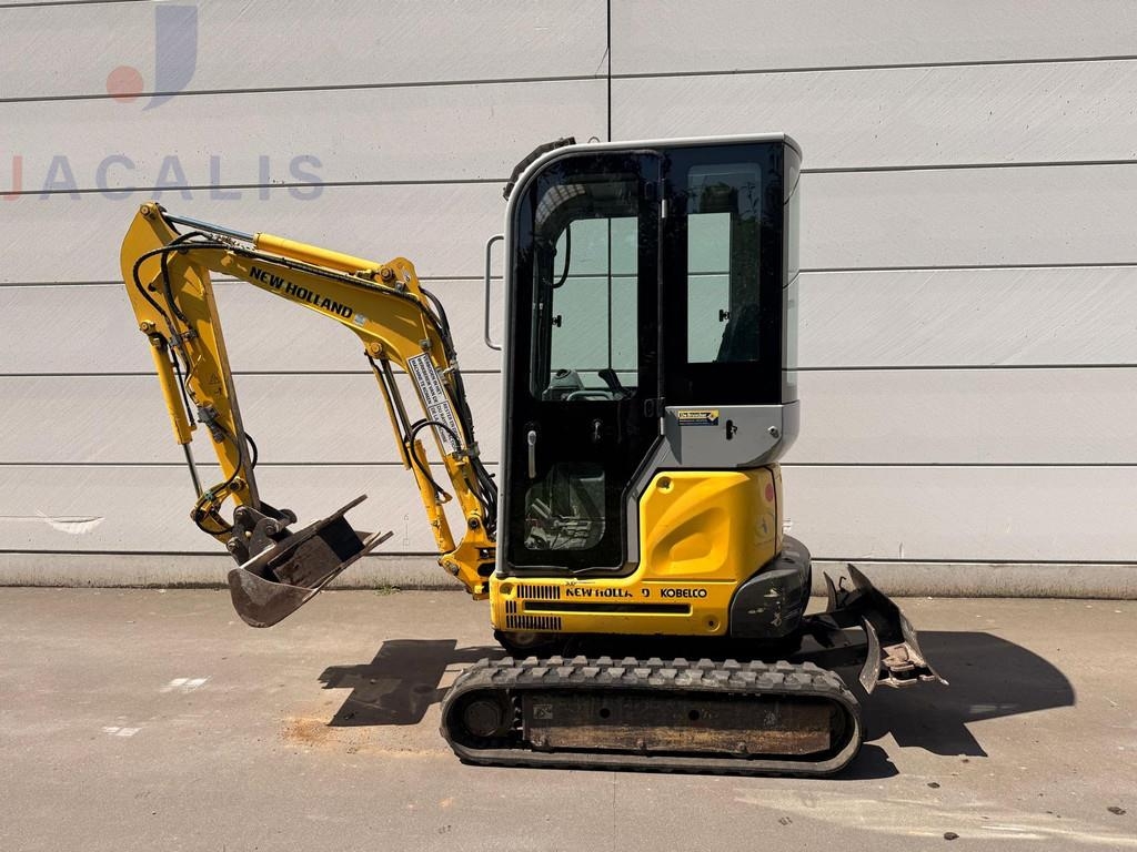 2011 New Holland E18 SR E18 SR, 2.164 mth, Import Auf Lager in der EU — Foto 1 | AMECAR 2011 New Holland E18 SR E18 SR, 2.164 mth, Import Auf Lager in der EU — Foto 1