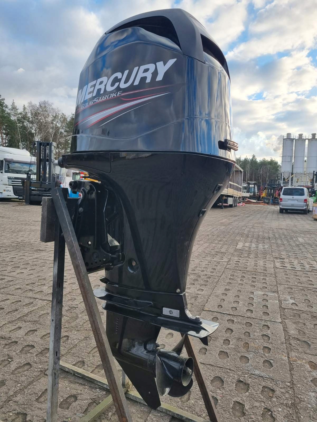 Závěsný motor * Mariner 100 F100pt * Mercury 100 * Sweden, Auf Lager in der EU — Foto 1