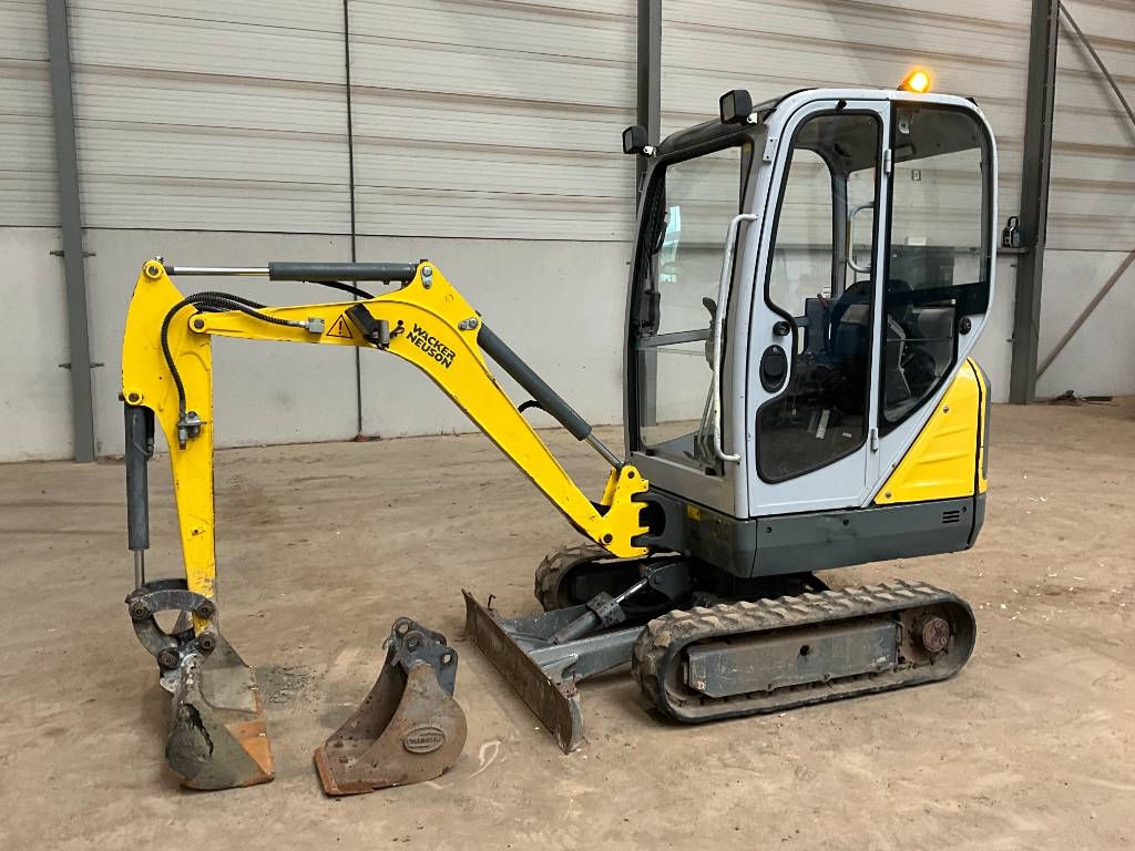 2018 Neuson Et 16, 1.126 mth, Import Auf Lager in der EU — Foto 1 | AMECAR 2018 Neuson Et 16, 1.126 mth, Import Auf Lager in der EU — Foto 1