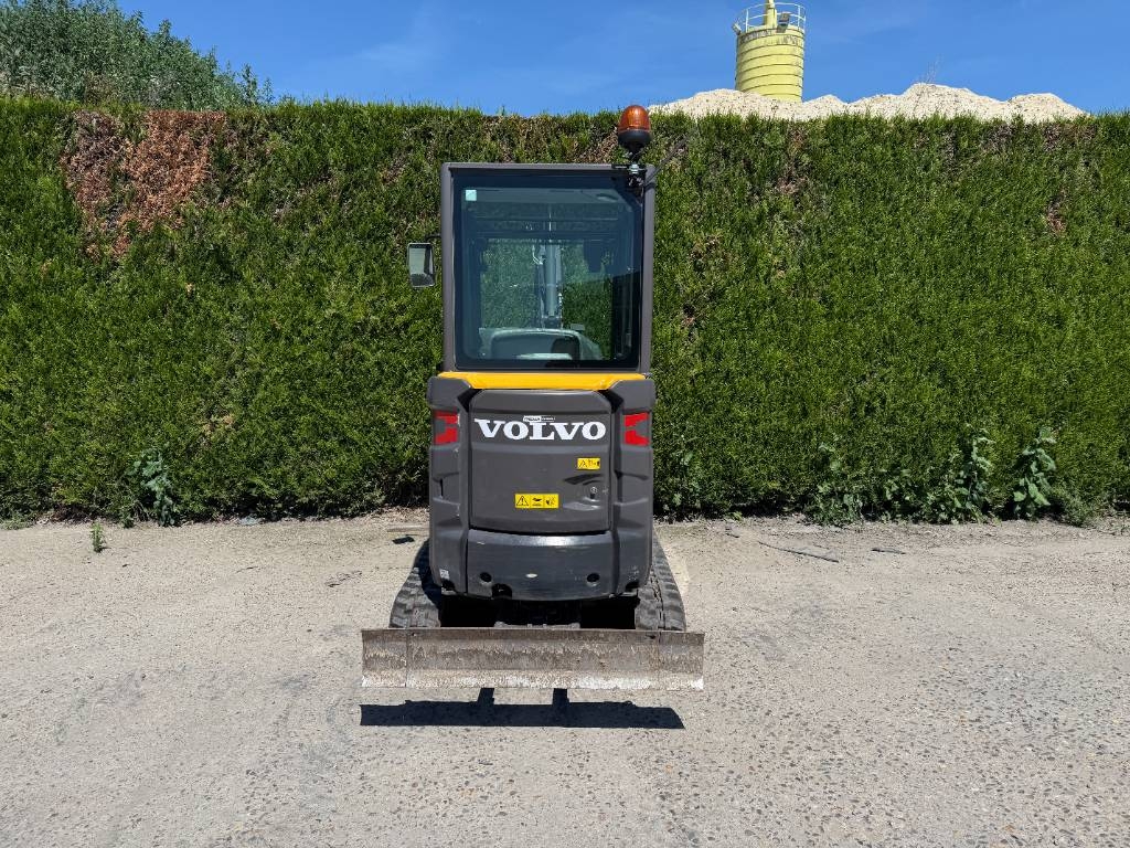 2022 Volvo EC 18 E, 146 mth, Import Auf Lager in der EU — Foto 5 z 14