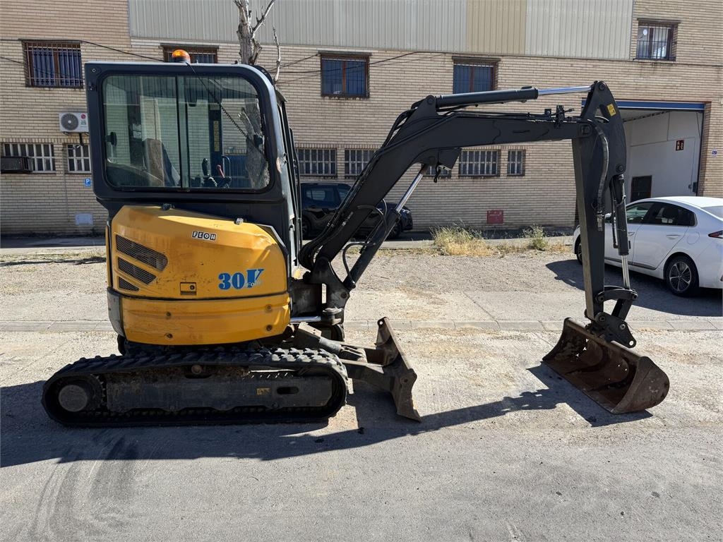 2018 Kato 30V4, 3.500 mth, Import Auf Lager in der EU — Foto 5 z 9