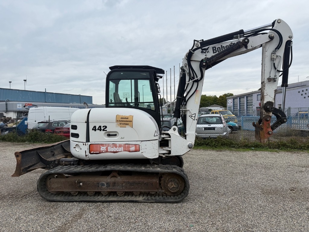 2006 Bobcat 442 B, 6.715 mth, Import Auf Lager in der EU — Foto 5 z 10