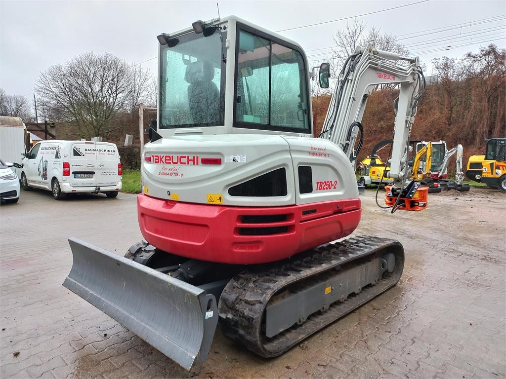 2023 Takeuchi TB250-2, 853 mth, Import Auf Lager in der EU — Foto 5 z 5