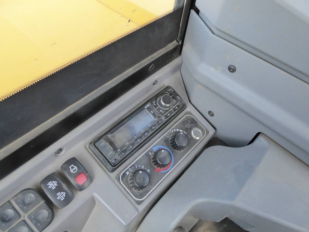 2021 JCB 86C-2-Tab Midibagger, 1.400 mth, Import Auf Lager in der EU — Foto 14 z 16